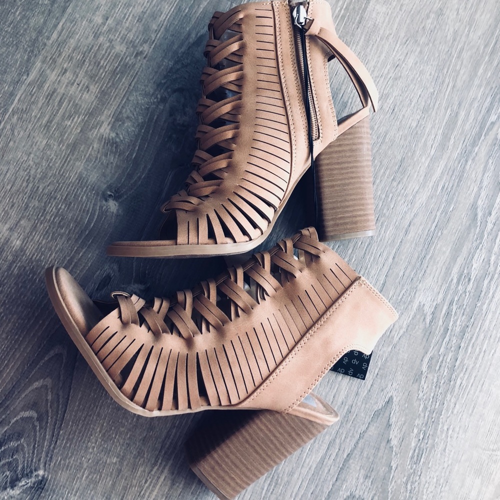 Tan Heels